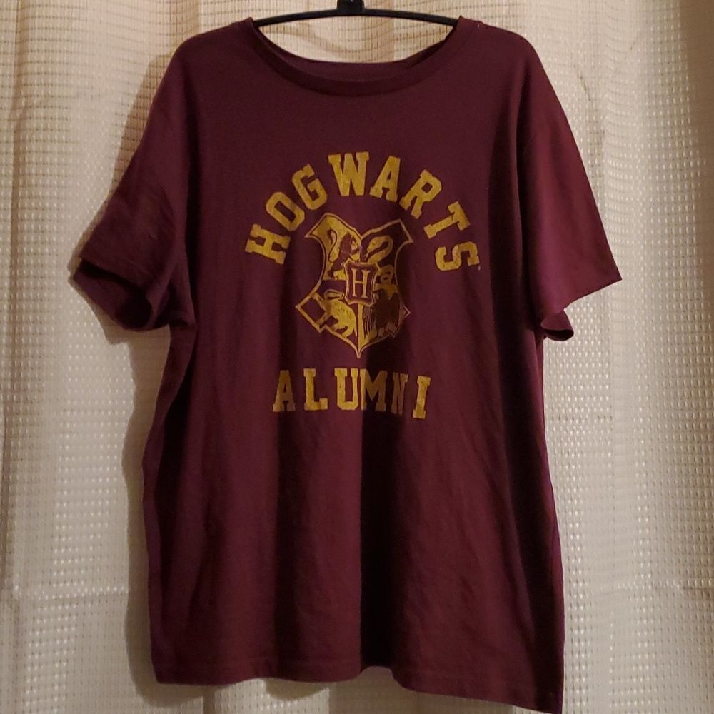Harry Potter Hogwart  Alumni TShirt L